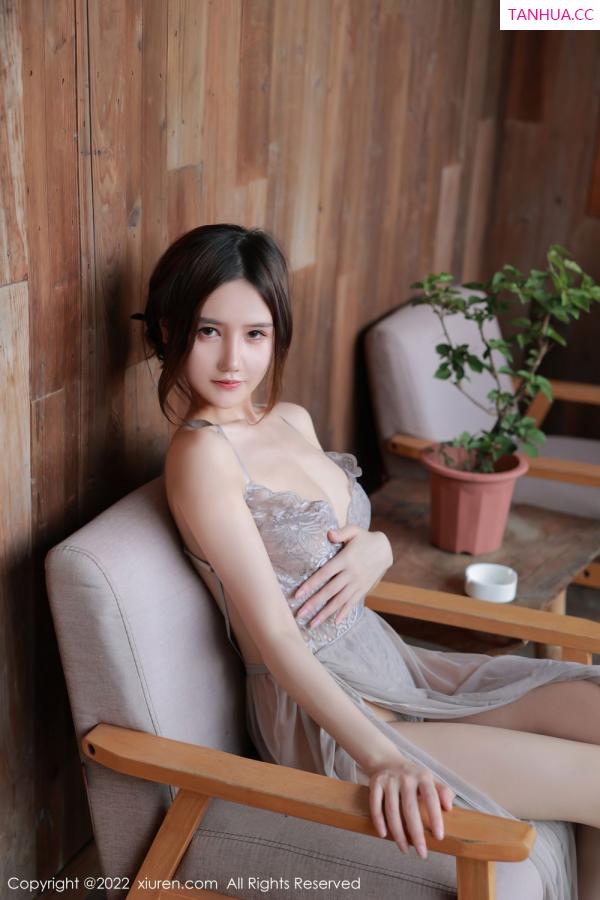 古月小同学  [XiuRen]高清写真图 2022.09.29 No.5660 古月小同学第29张图片